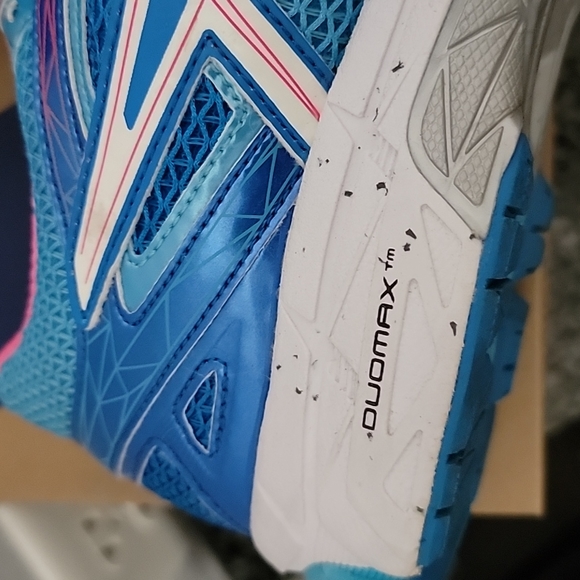 Running shoes, Asics Duramax Size 7.5 blues and pink - Picture 3 of 3